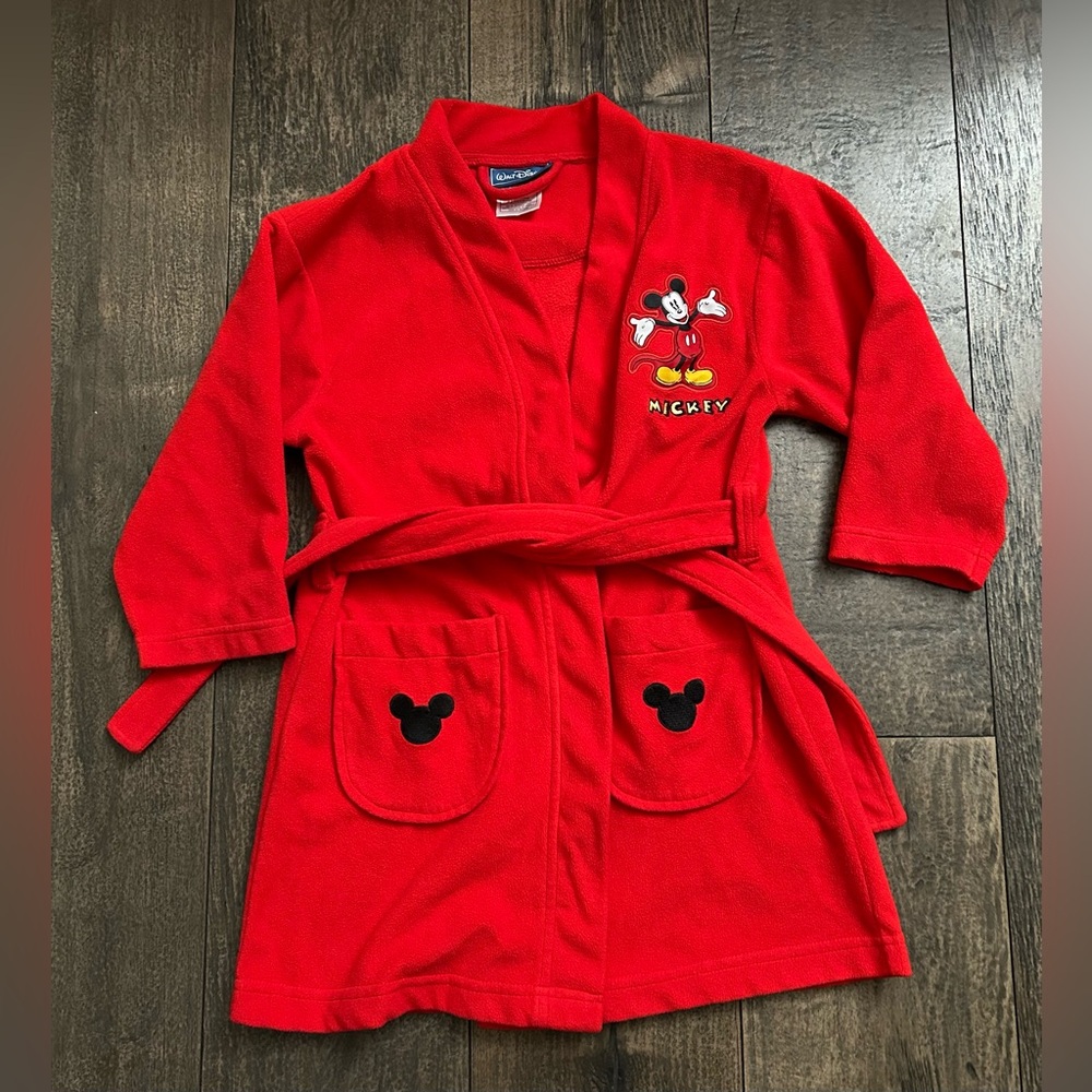 Walt‎ Disney Kid’s Robe Size 4 / 5 Red